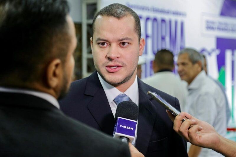 Adail Filho questiona relatório do Banco Mundial sobre ZFM