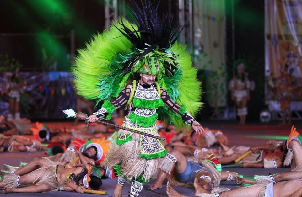 Danças folclóricas agitam Centro Cultural Povos da Amazônia