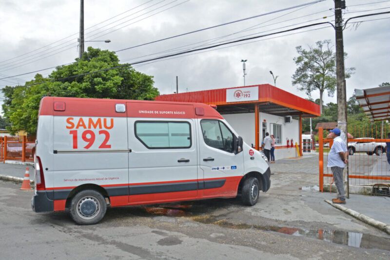 Equipe do SAMU é abordada por homens armados e são obrigados a socorrer baleado em Manaus
