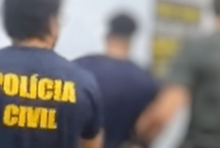 Homem espalha vídeos íntimos da ex e vai preso em Manaus