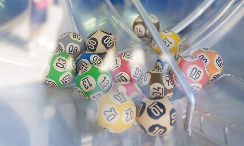 Apostador ganha R$ 7,74 bi em loteria nos EUA