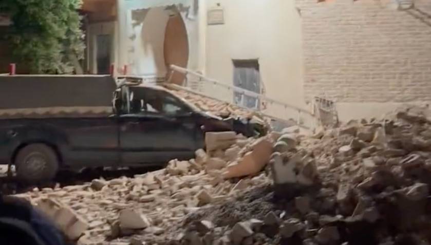 Terremoto de magnitude 6.8 já deixou mais de 800 mortos no Marrocos