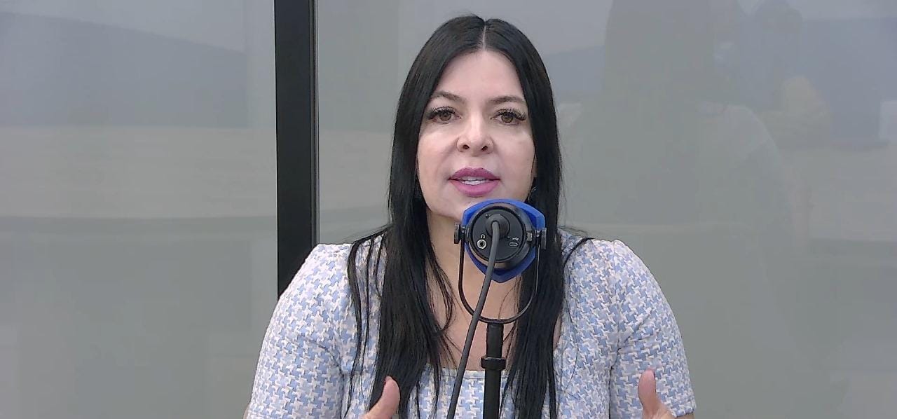 Débora Mafra discute desafios na saúde pública e representatividade feminina