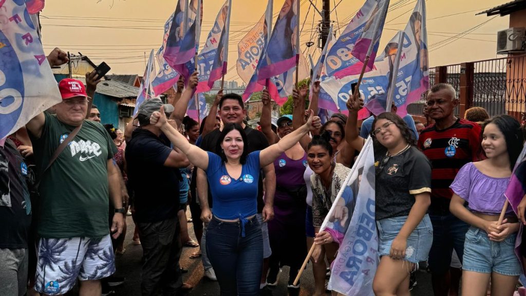 Débora Mafra recebe grande apoio em caminhada na Santa Cruz e Cidade de Deus