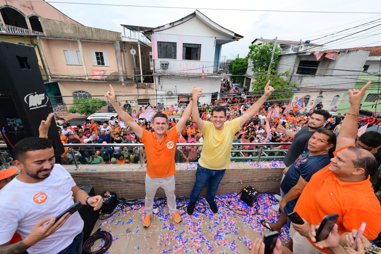 Um novo vencedor: David Almeida celebra reeleição com homenagem à mãe