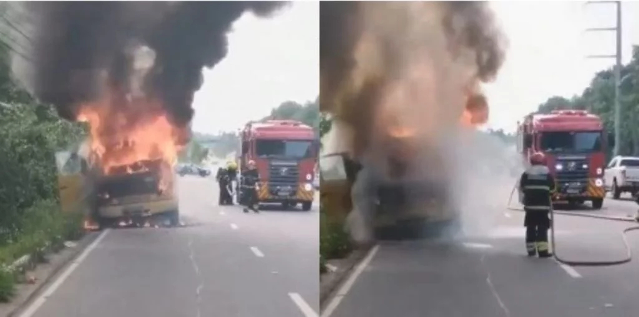 Caminhão com alimentos pega fogo em avenida de Manaus