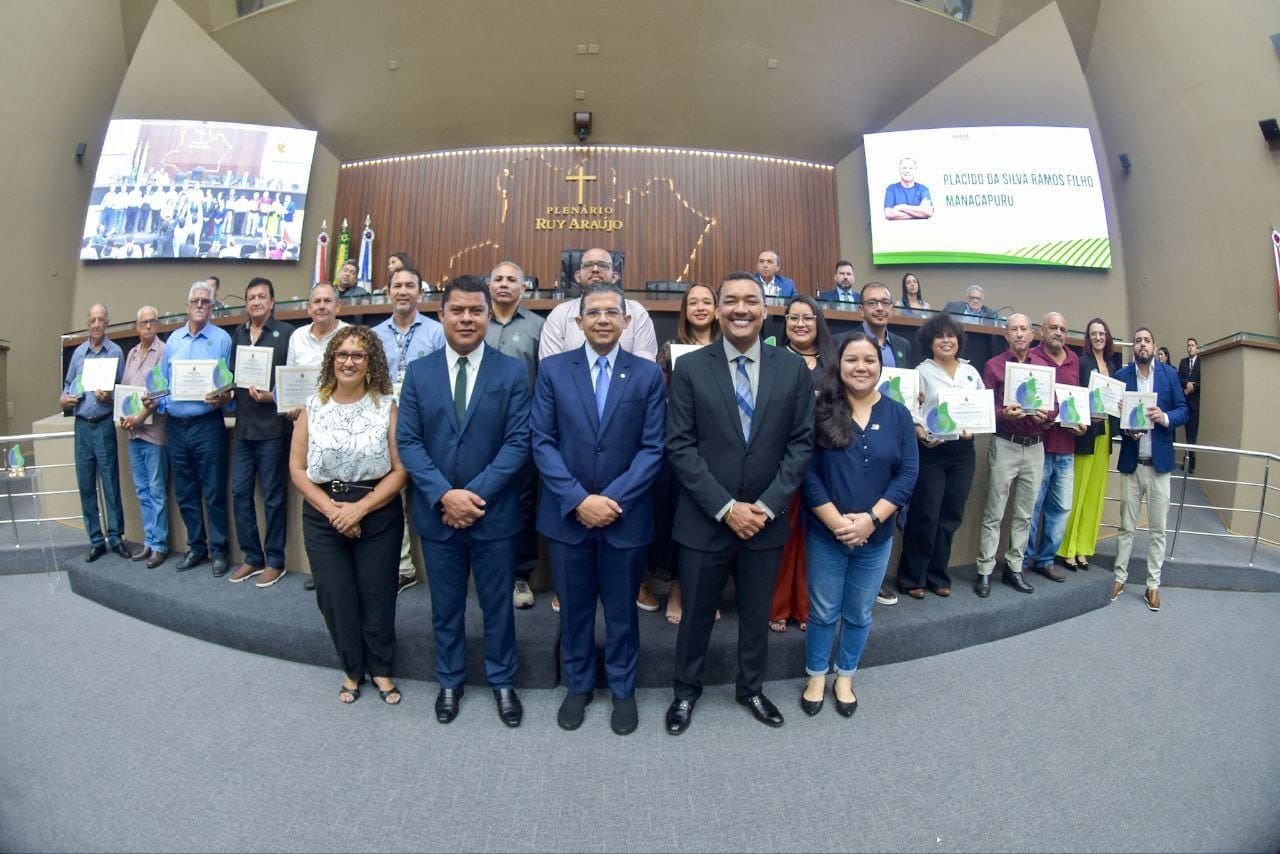 Aleam realiza Sessão Especial ao Dia do Extensionista Rural, por meio de propositura dos deputados Roberto Cidade e João Luiz