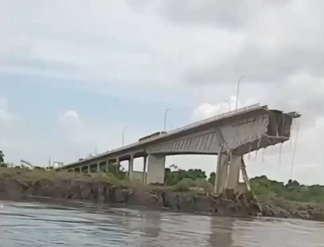 Queda de ponte entre Tocantins e Maranhão / Foto: Divulgação Governo destina R$ 100 milhões para reconstrução de ponte que desabou