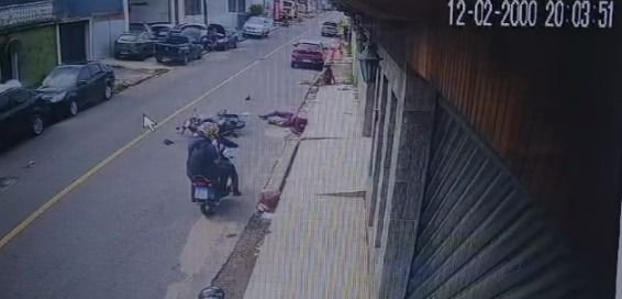 Vídeo mostra momento de acidente que matou motociclista de APP em Manaus