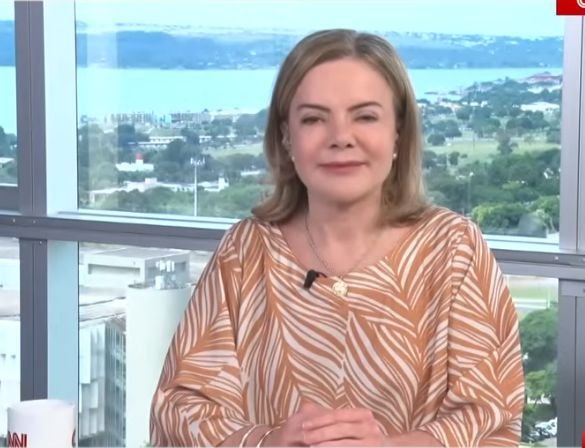 Gleisi Hoffmann
Ministra-chefe da Secretaria de Relações Institucionais do Governo Lula / Foto: Reprodução / YouTube CNN Brasil Gleisi destrava orçamento de 2025 e consolida liderança na articulação política do governo
