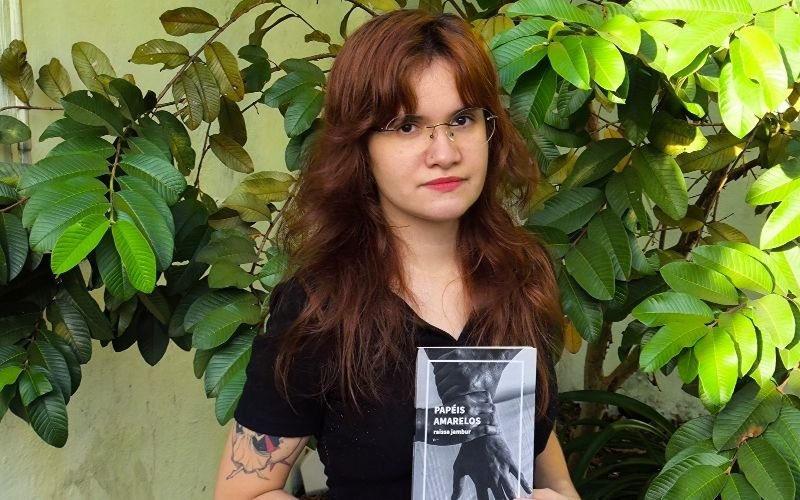 Escritora Raissa Jambur. Foto: Arquivo pessoal Papéis Amarelos: um manifesto contra o esquecimento do caos pandêmico