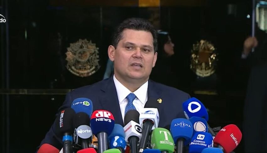 Presidente do Senado marca para segunda votação do fim da escala 6x1