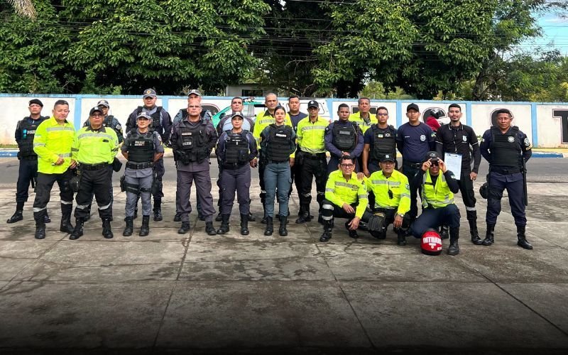 Foto: assessoria IMTRANS realiza blitz educativa nas ruas de Tefé para conscientização sobre segurança no trânsito