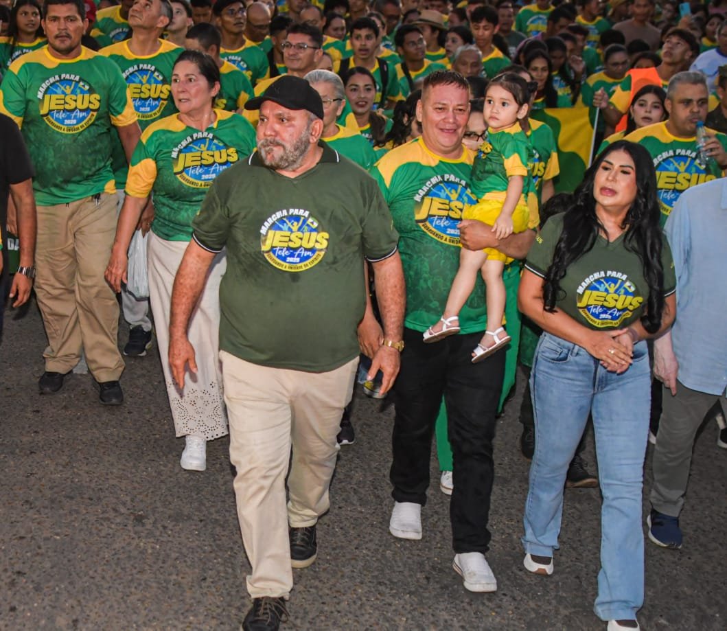 Prefeito de Tefé Nicson Marreira Marcha para Jesus reúne multidão em Tefé