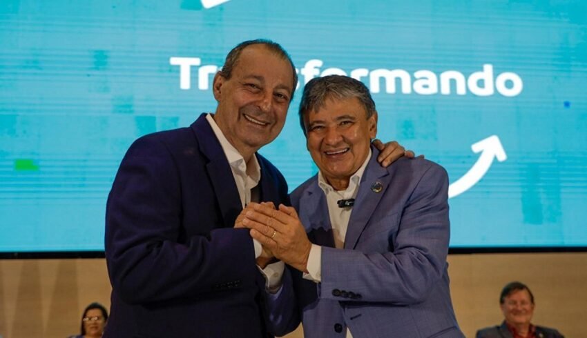 Senador Omar participa do lançamento do programa ‘Manaus Por Você’, ao lado do Ministro Wellington Dias e do prefeito David Almeida