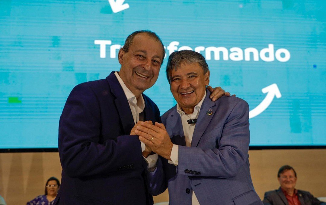 Fotos: Pablo Brandão Senador Omar participa do lançamento do programa ‘Manaus Por Você’, ao lado do Ministro Wellington Dias e do prefeito David Almeida