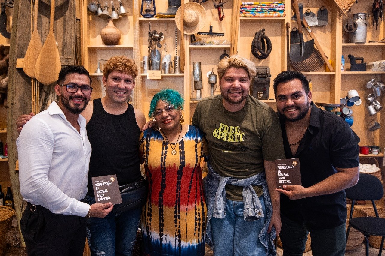 Projeto Literário promove oficinas gratuitas de escrita criativa, poesia slam e contação de histórias em cinco municípios do Amazonas