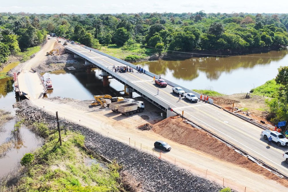 Ponte sobre o Rio Curuçá, na BR-319, será liberada ao tráfego nesta segunda-feira