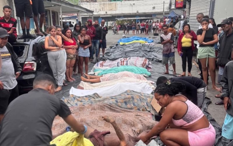 Familiares chegam ao Detran para se cadastrar para reconhecimento dos corpos Foto: YouTube Operação pode superar massacre do Carandiru em violações, diz deputada