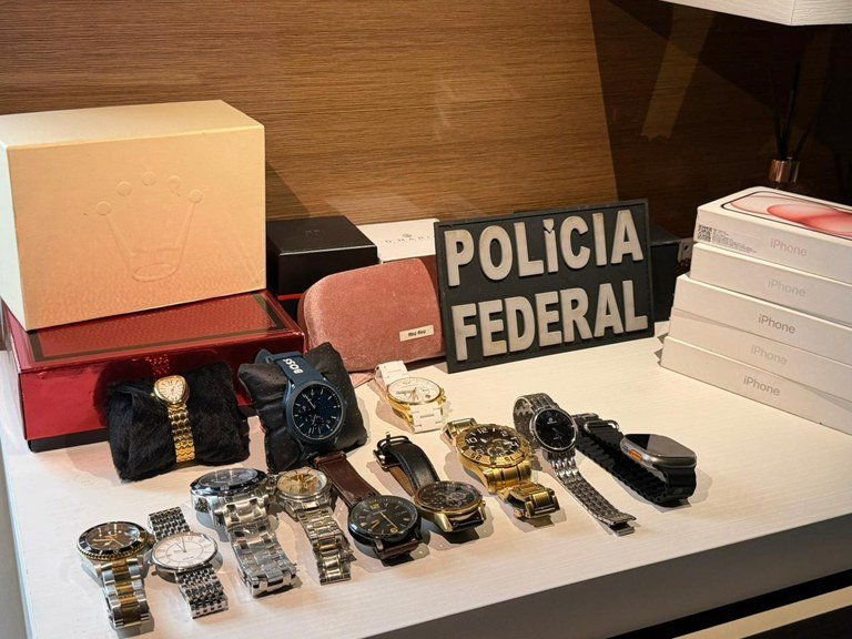 PF desarticula núcleo do Comando Vermelho no AM e apreende bens de R$ 122 milhões em operação contra lavagem via fintech