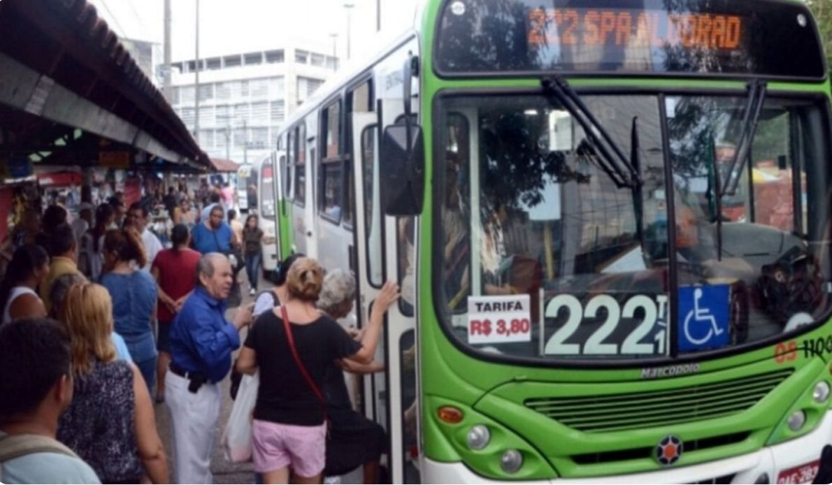 Rodoviários de Manaus aprovam greve geral por tempo indeterminado a partir de quarta-feira