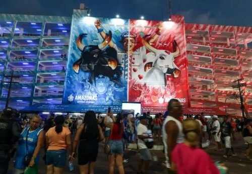 Ingressos para Festival de Parintins 2026 esgotam em menos de 4 horas em meio a impasse judicial