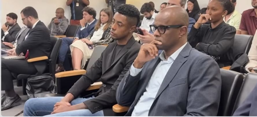 STJD pune Bruno Henrique com multa máxima por informação privilegiada, mas caso expõe necessidade de atualizar código disciplinar