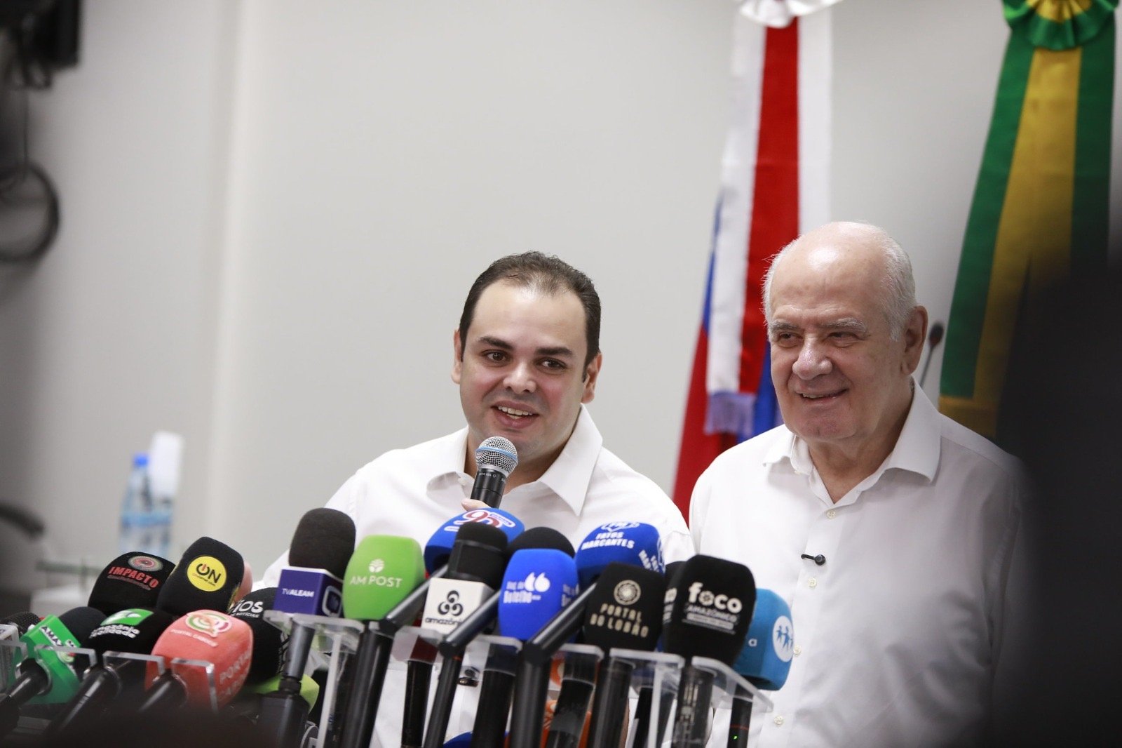 Roberto Cidade registra candidatura ao ‘governo tampão’ do AM; Serafim Corrêa será vice