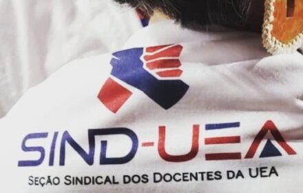 Docentes da UEA intensificam mobilização por reposição salarial e anunciam ato para 30 de abril