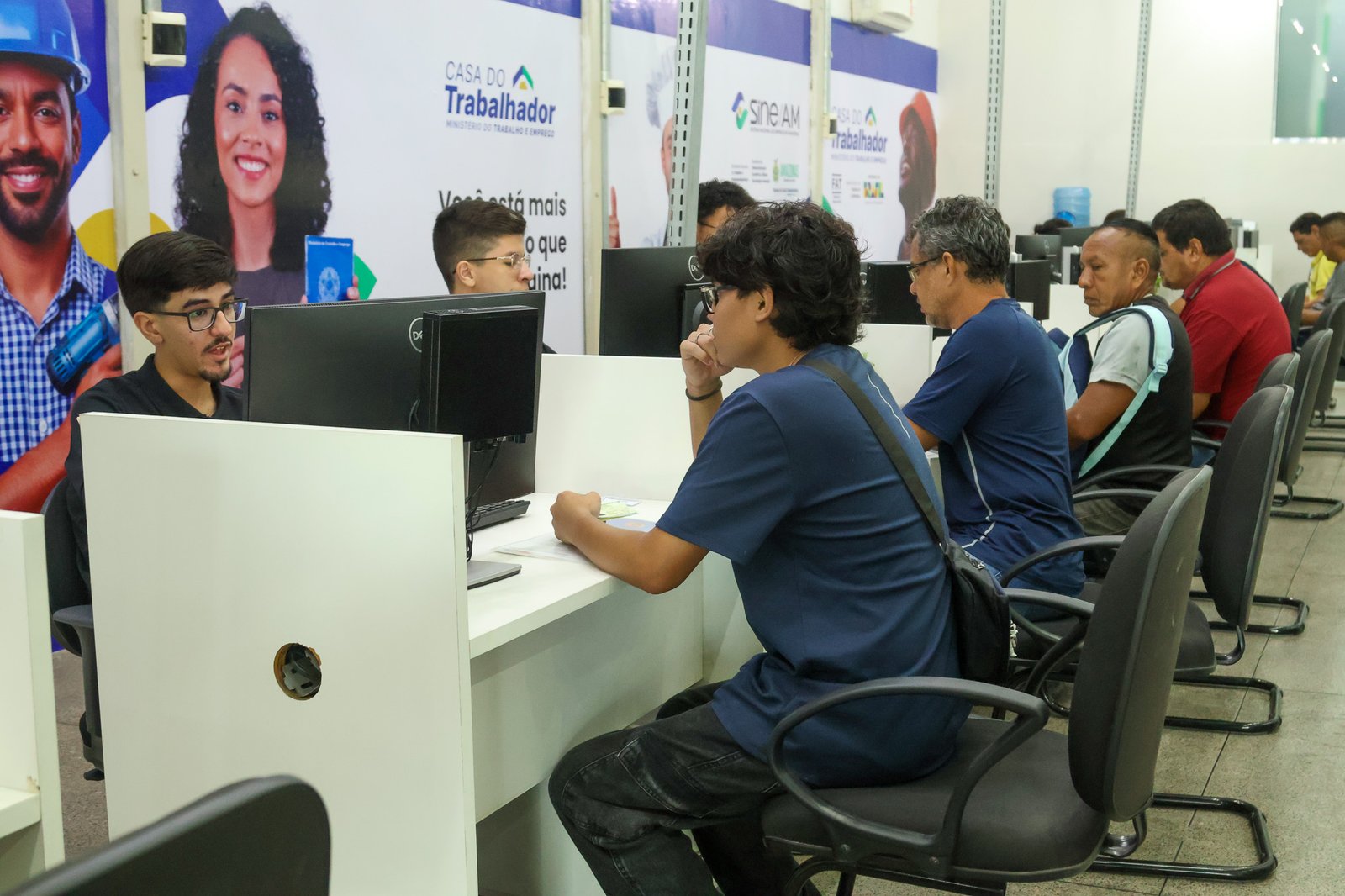 Sine Amazonas divulga 279 vagas de emprego