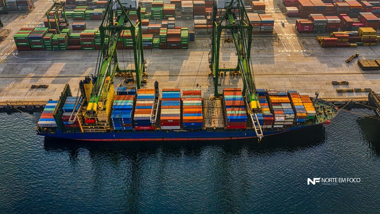 Brasil avalia que tarifaço dos EUA foi politizado mirando eleições