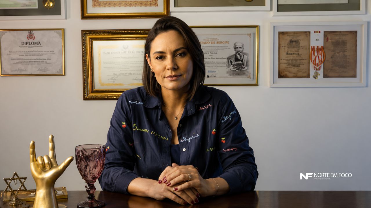 Michelle Bolsonaro acusa Flávio Bolsonaro de desrespeito em briga no PL