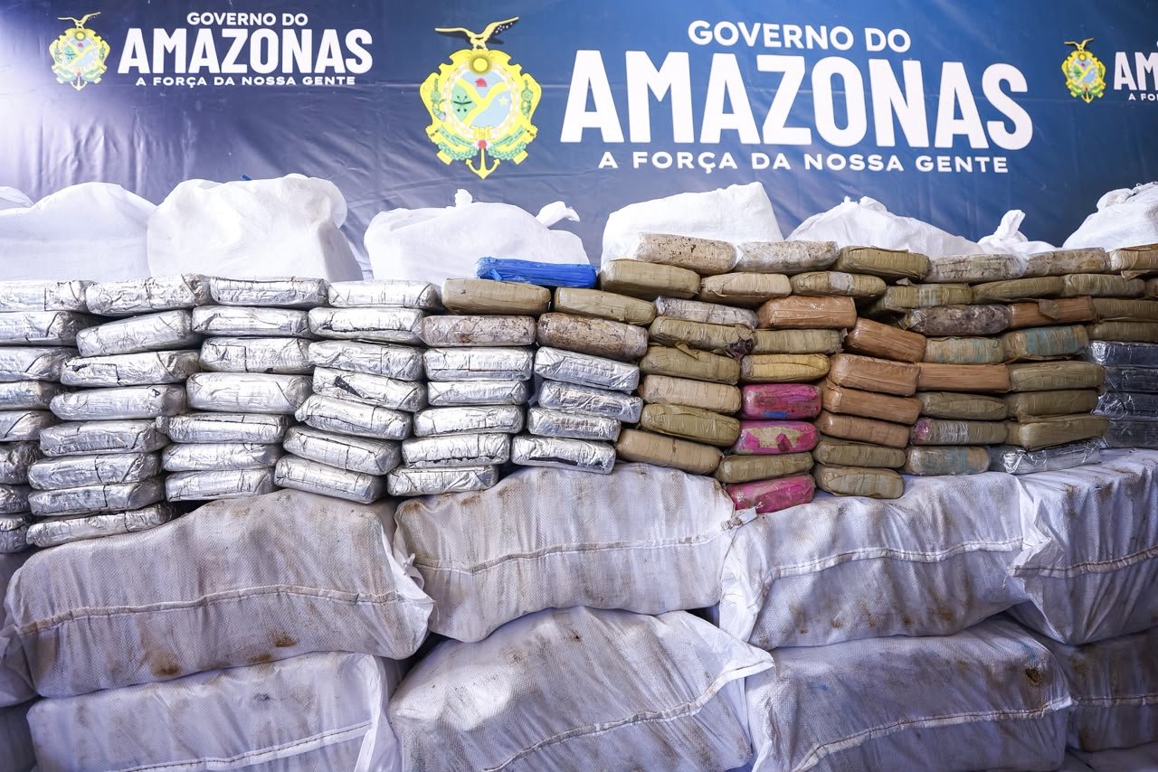 Operação apreende 2,5 toneladas de drogas em Coari, no interior do Amazonas