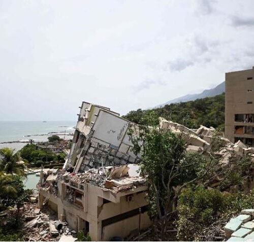 Manaus envia ajuda humanitária à Venezuela e abre campanha de doações para vítimas de terremoto