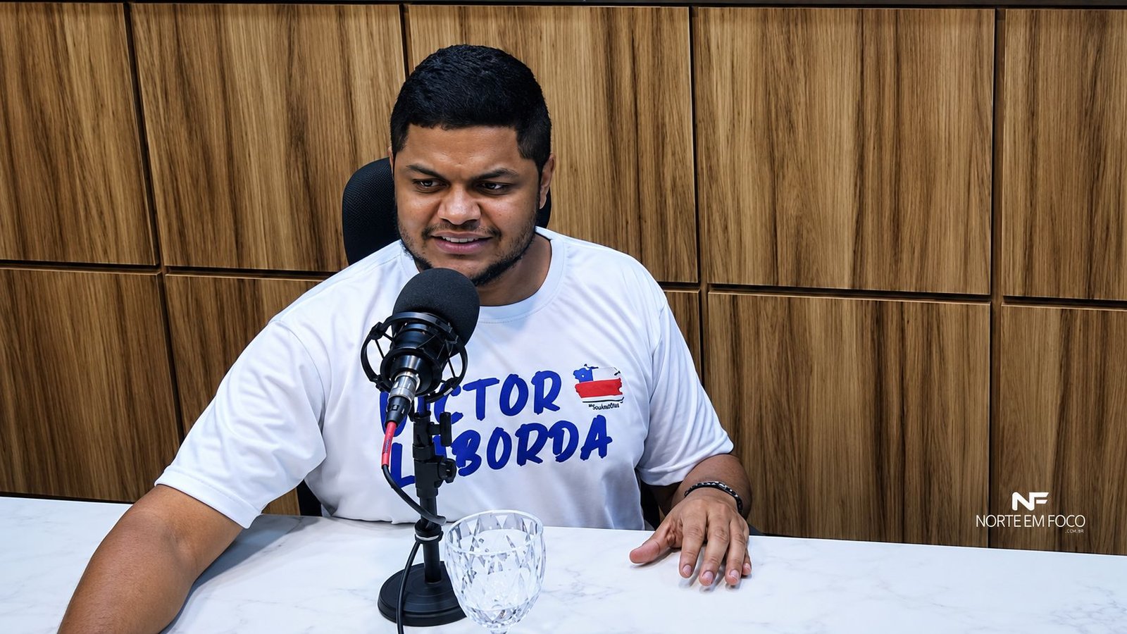 Victor Laborda defende renovação política e apresenta propostas para saúde, empreendedorismo e interior do Amazonas - Foto: Norte em Foco / Canva Victor Laborda: “Quero ser a voz de quem não é ouvido na Assembleia Legislativa”