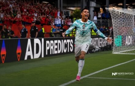 Cristiano Ronaldo faz história, Portugal vira sobre a Croácia e garante duelo com Espanha nas oitavas