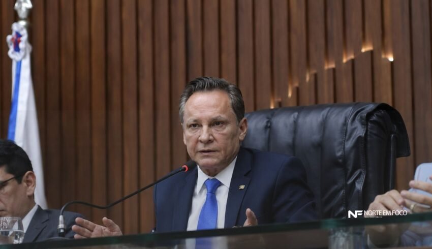 Adjuto Afonso é eleito presidente da Aleam em votação histórica determinada pelo STF