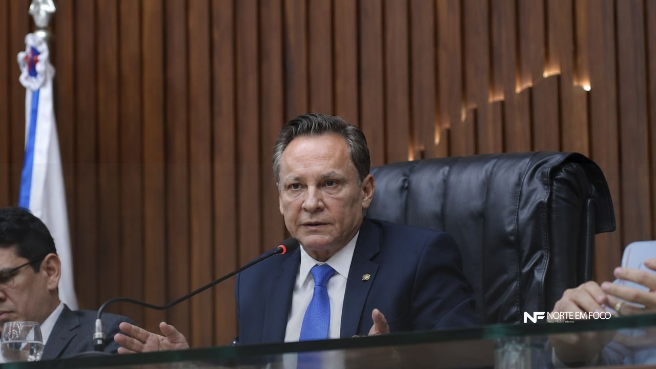Adjuto Afonso é eleito presidente da Aleam em votação histórica determinada pelo STF