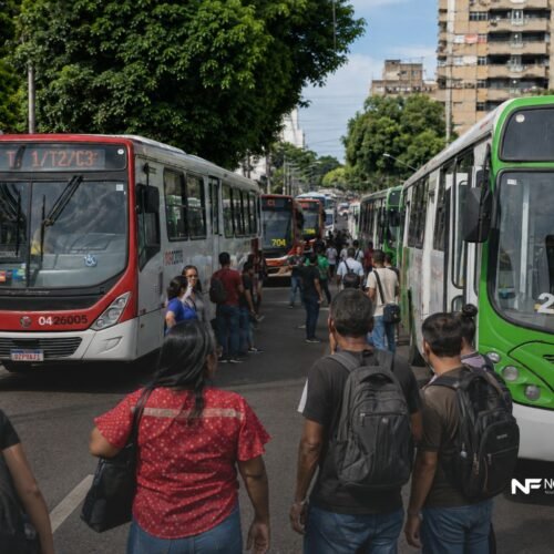 Greve dos ônibus em Manaus chega ao terceiro dia e população segue enfrentando transtornos