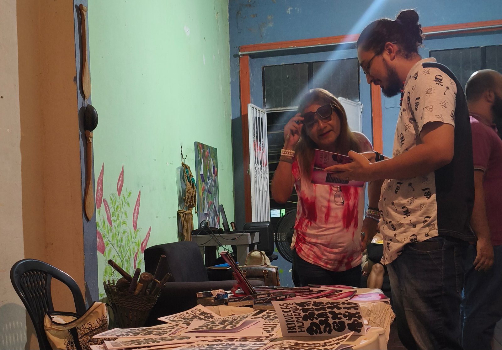 Imagem: Pâmela Oliveira Um comentário orgásmico a respeito de A casa das bonecas e outras histórias, de Márcia Antonelli