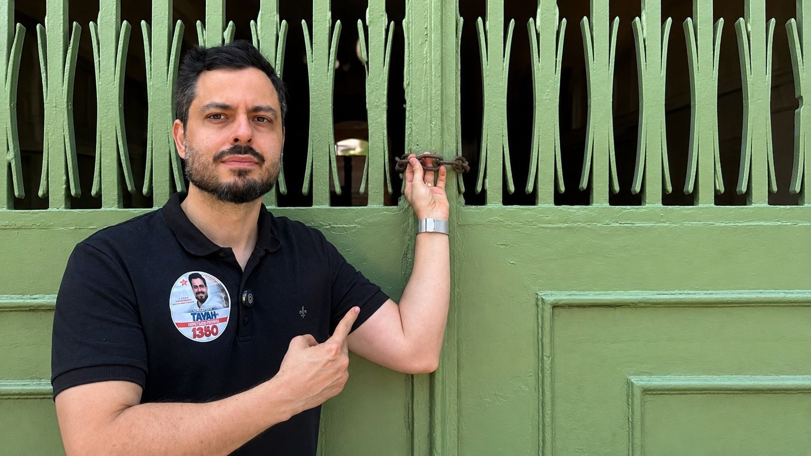 Delegado Tayah questiona fechamento de exposição sobre a Covid-19 no Palacete Provincial e cobra esclarecimentos