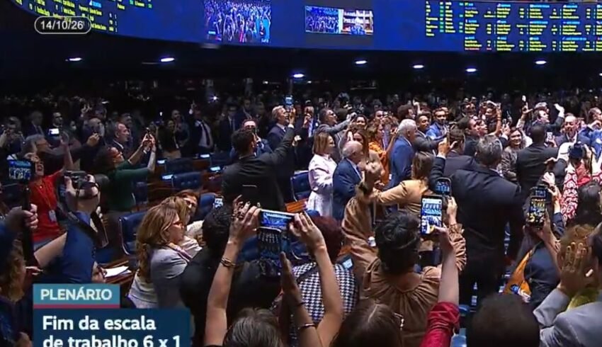 Senado aprova fim da escala 6x1 e redução da jornada de trabalho