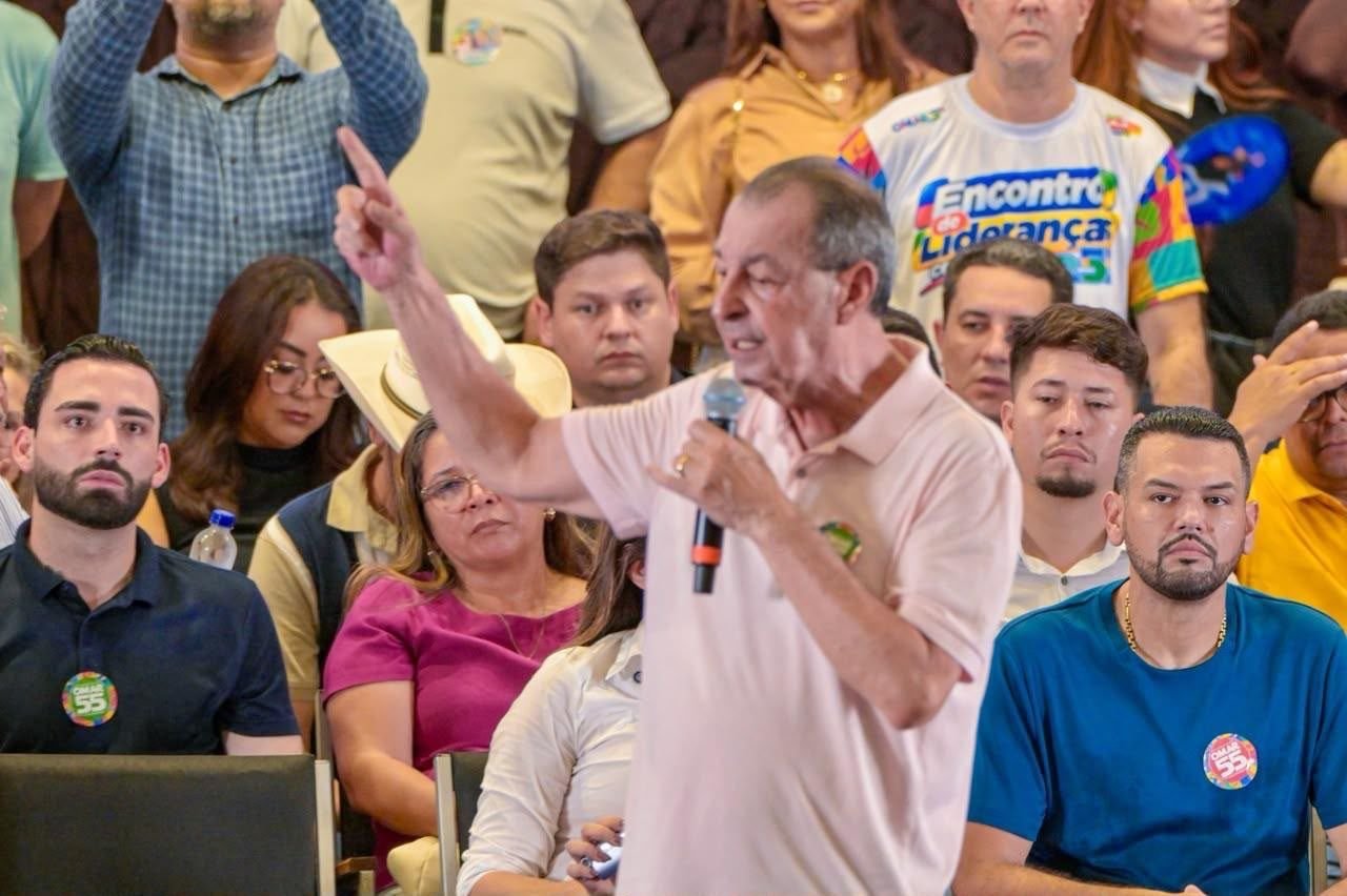 Omar Aziz questiona falta de avião contra incêndios apesar de emenda de R$ 15 milhões para compra