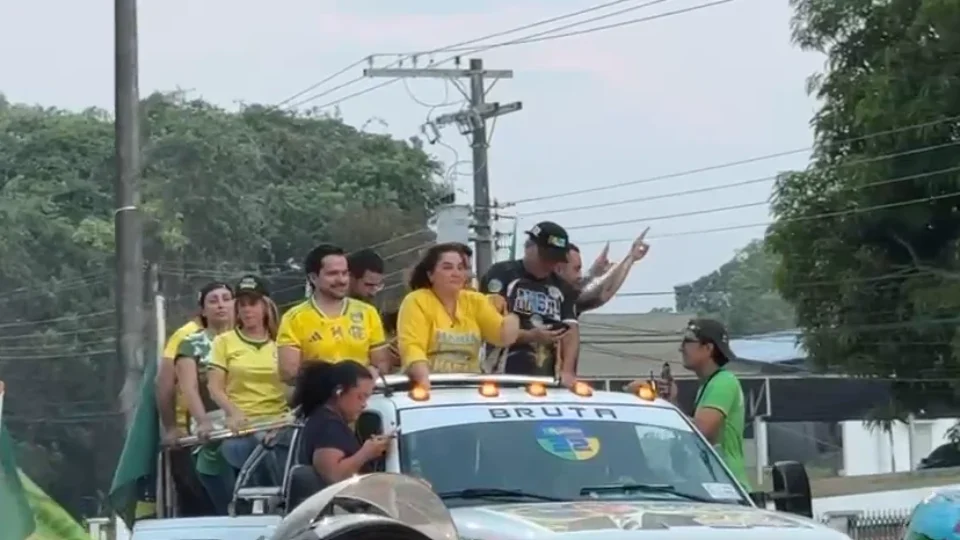 Foto: Divulgação Carreata reúne apoiadores de Flávio Bolsonaro e Maria do Carmo em Manaus