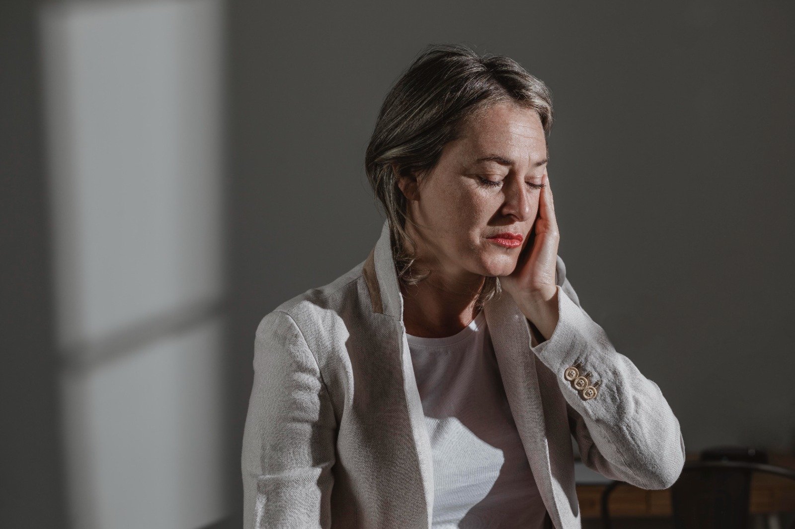 Menopausa: cuidados para o bem-estar vão além dos medicamentos
