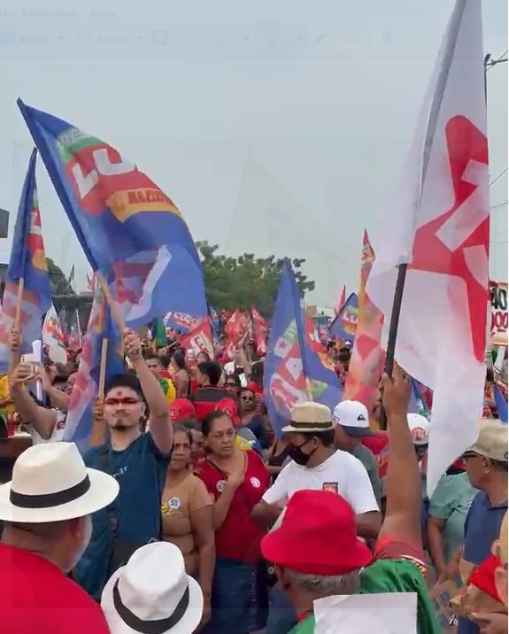 Ato “Vira Vira Lula” reúne multidão no Parque Gigantes da Floresta, em Manaus